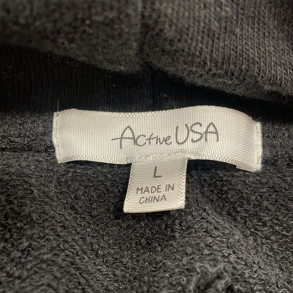 Black ripped/distressed hoodie from the California Allstars - Picture 8 of 8